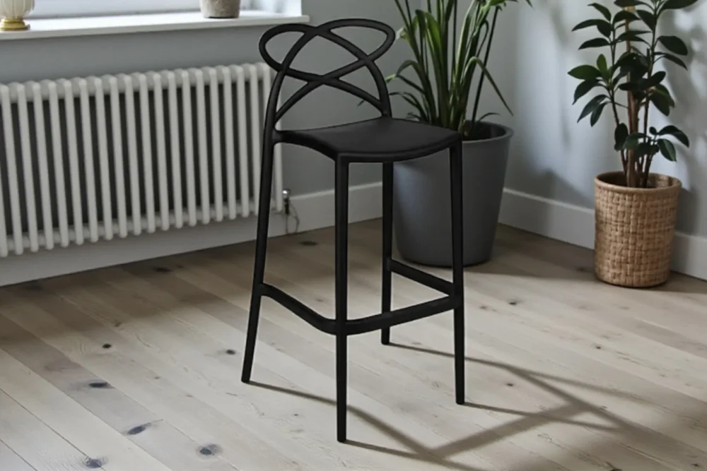 Art. 961 – Sgabello in polipropilene Nero