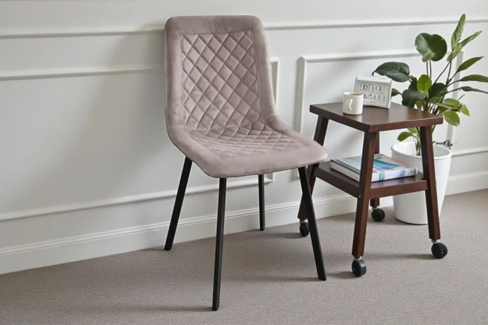 Art. 1948 - Sedia in velluto tortora