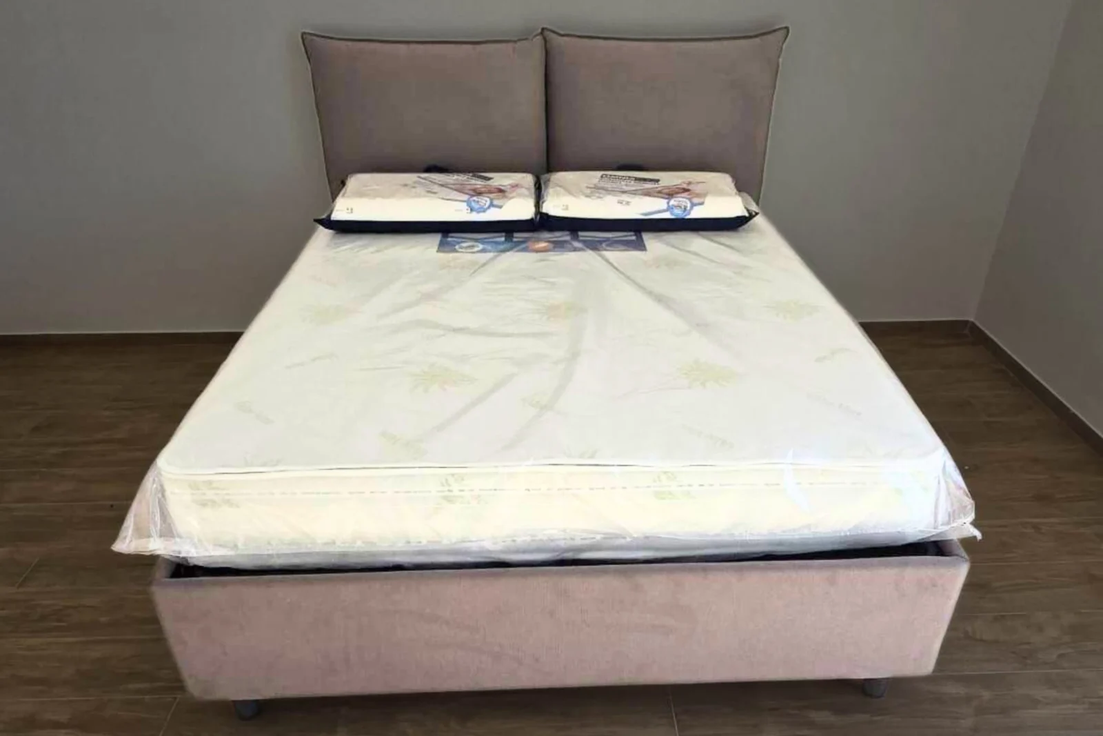 LETTO CON CONTENITORE – Pillows Pronta Consegna FOTO REALE