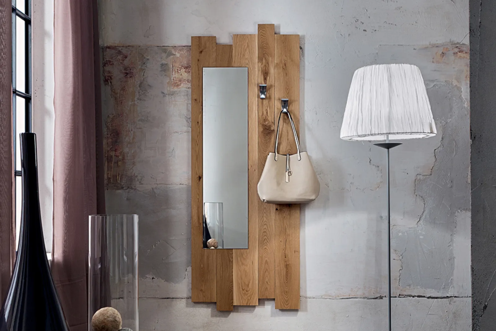 Zoom. Ingresso Zoe composizione specchio alto Rovere