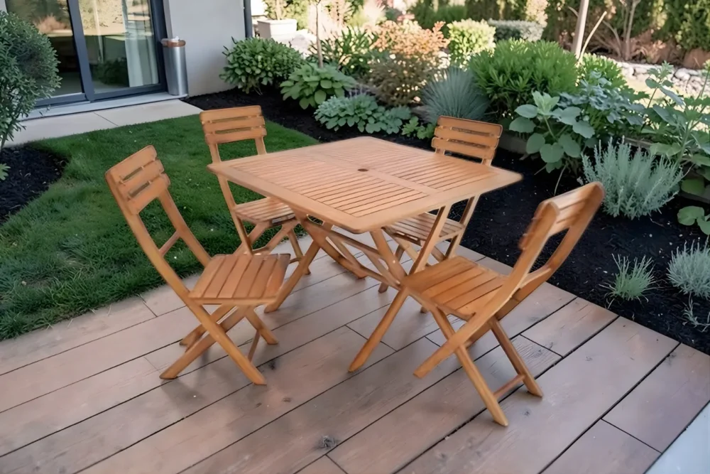 Set tavolo + 4 sedie pieghevoli Bago