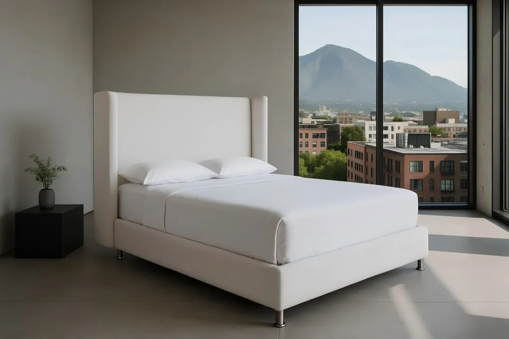 Letto matrimoniale Brigitte con contenitore