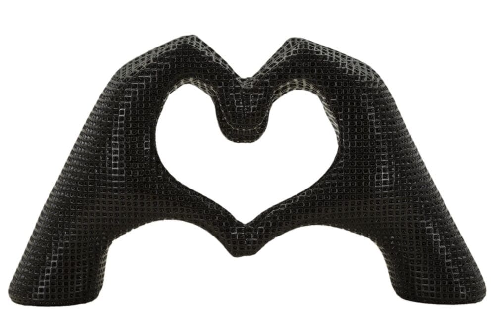 Scultura Mani a Cuore Nera